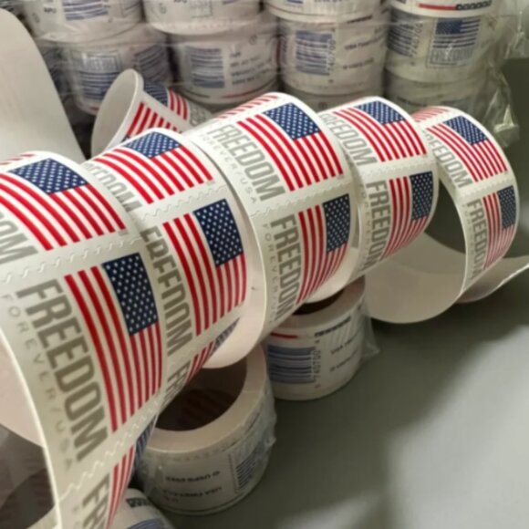 1000 forever stamps of 2023 Mail U.S.A. Flag Postage - Picture 1 of 3